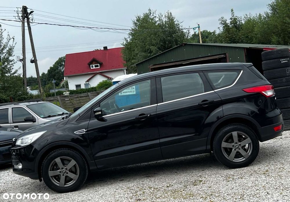 Ford Kuga 2.0 TDCi 4x4 Trend - 4