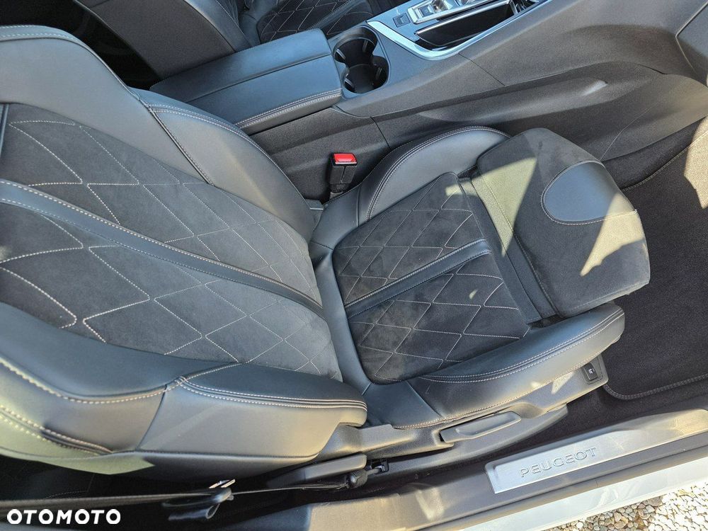 Peugeot 3008 2.0 BlueHDi GT S&S EAT8 - 31