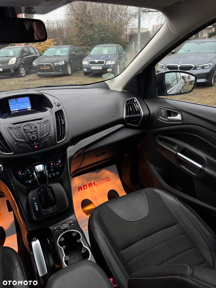 Ford Kuga 2.0 TDCi 4x4 Titanium - 27