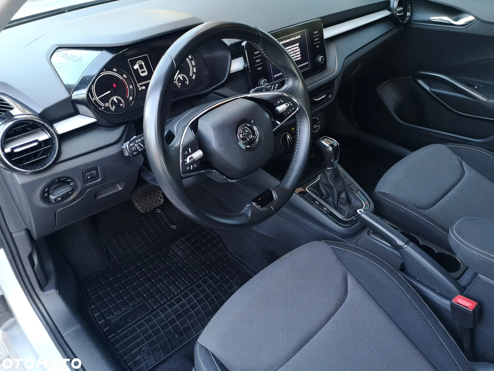 Skoda Fabia 1.0 TSI Style DSG - 8