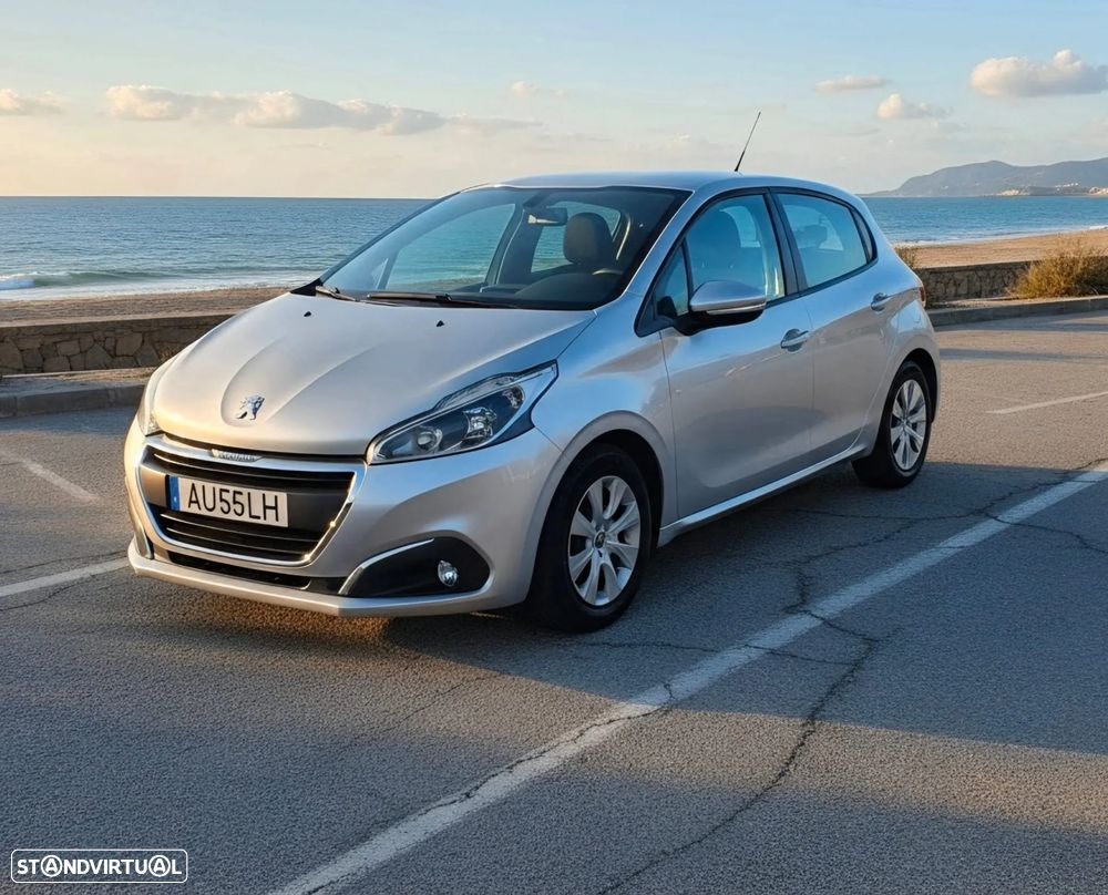Peugeot 208 2018 photo 4