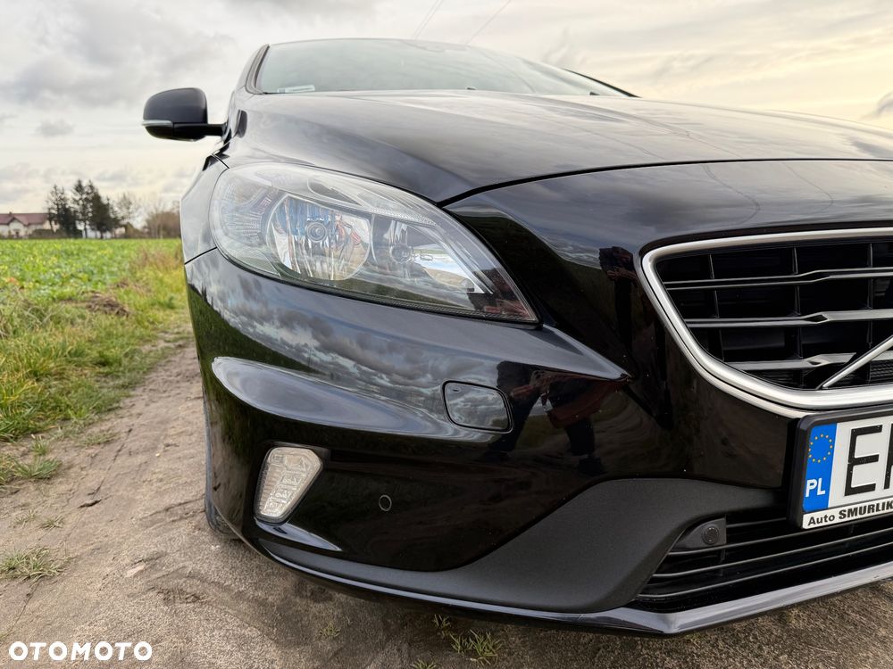 Volvo V40 D4 Drive-E R-Design Momentum - 22