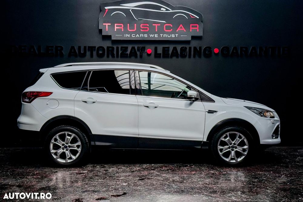Ford Kuga 2.0 TDCi 4x4 Aut. Titanium - 3