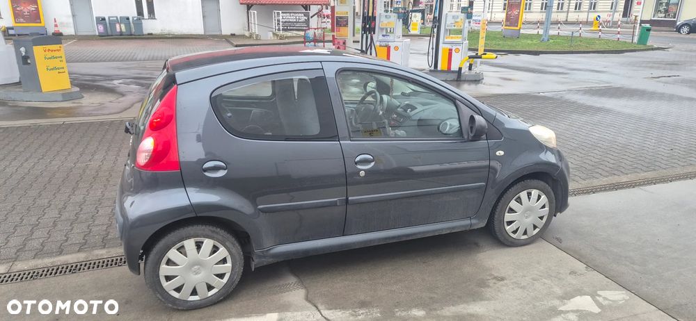 Peugeot 107 70 Black&Silver - 2