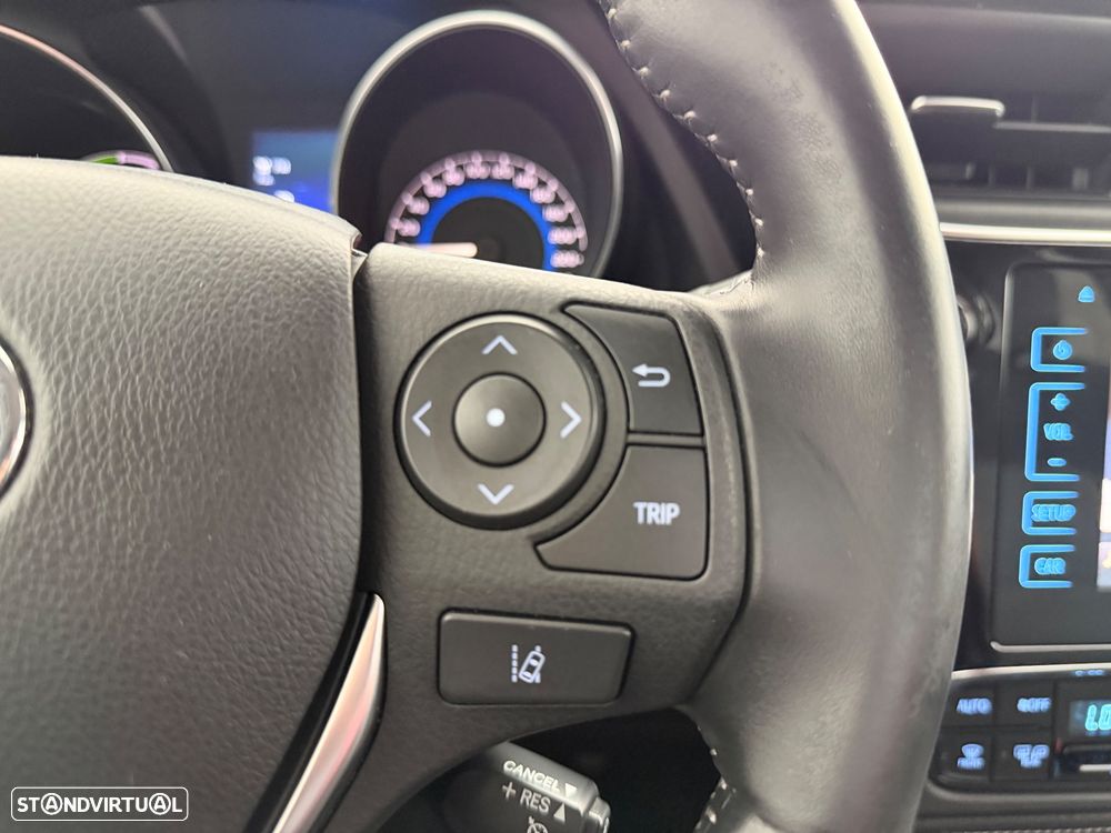 Toyota Auris 1.8 HSD Comfort - 23