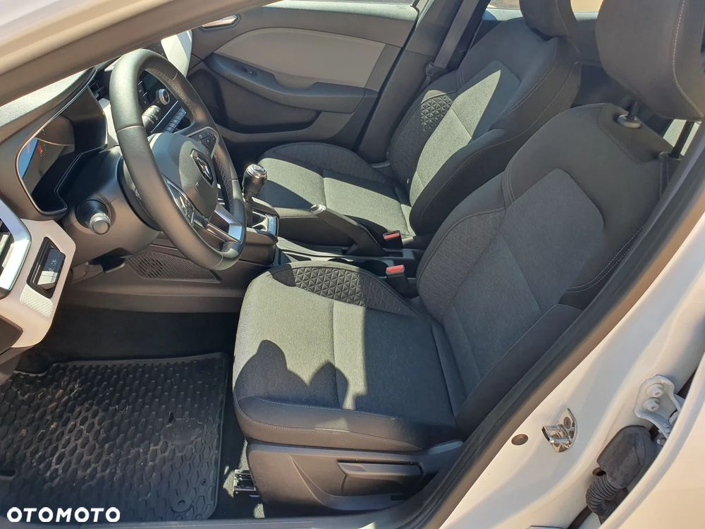 Renault Clio BLUE dCi 85 BUSINESS EDITION - 17