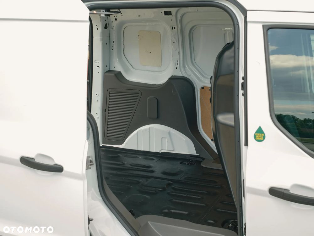 Ford Transit Connect - 10