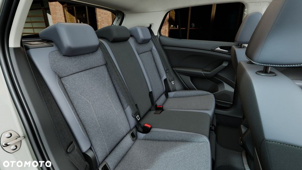 Volkswagen T-Cross - 13