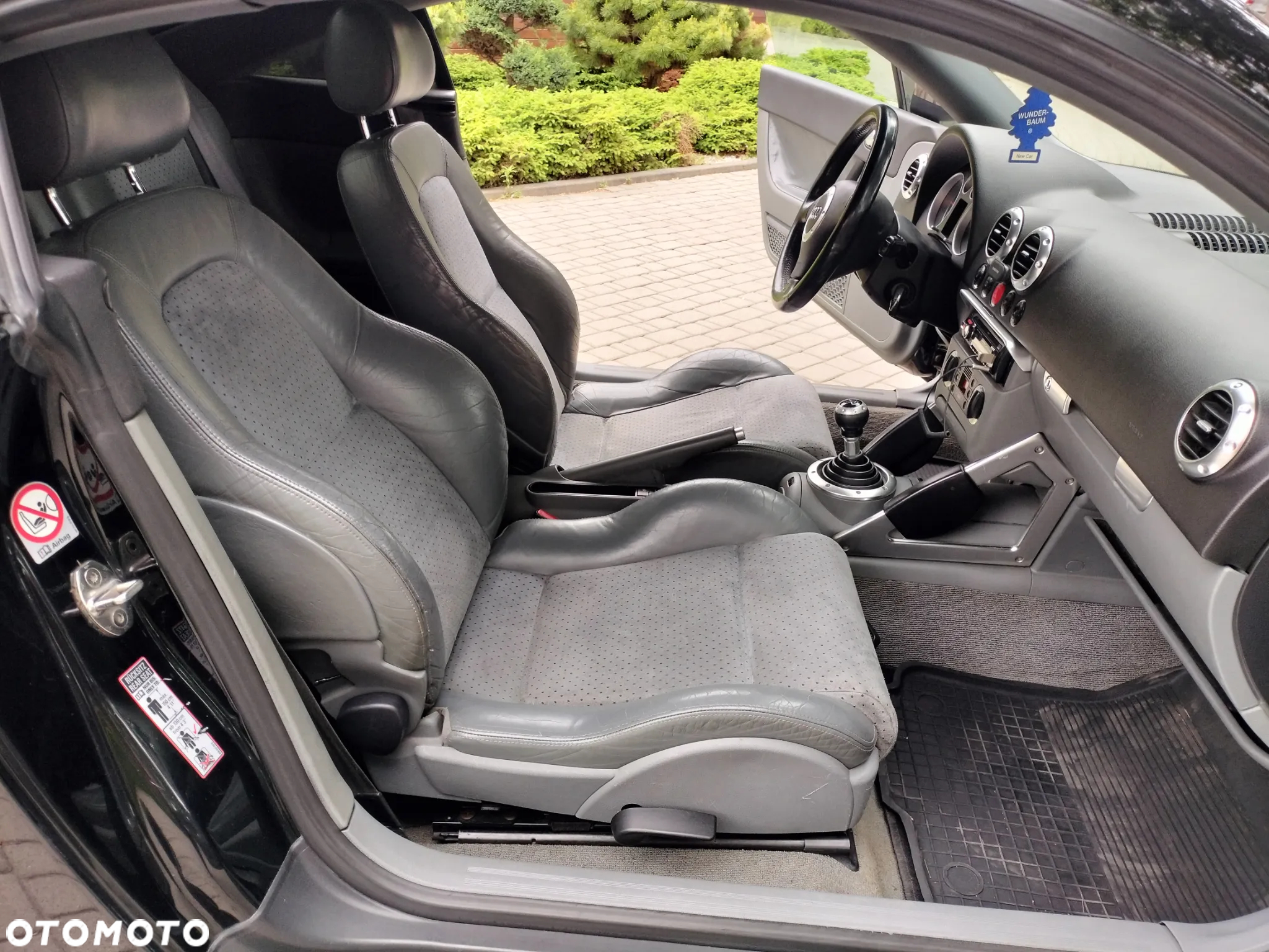 Audi TT Coupe 1.8 T - 11
