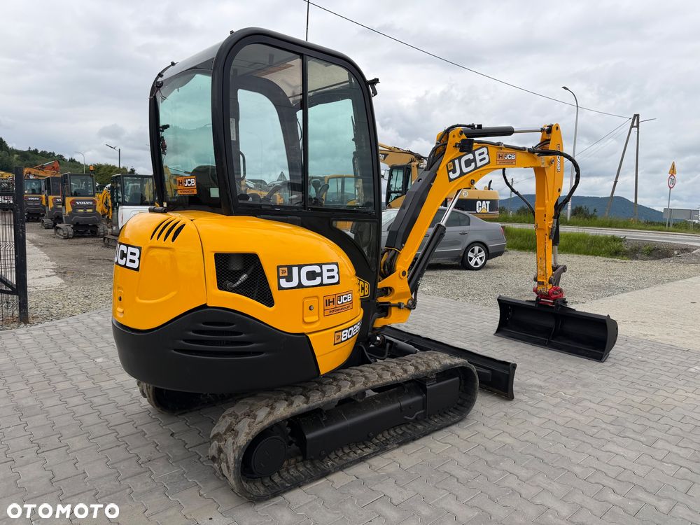 JCB 8026 - 8