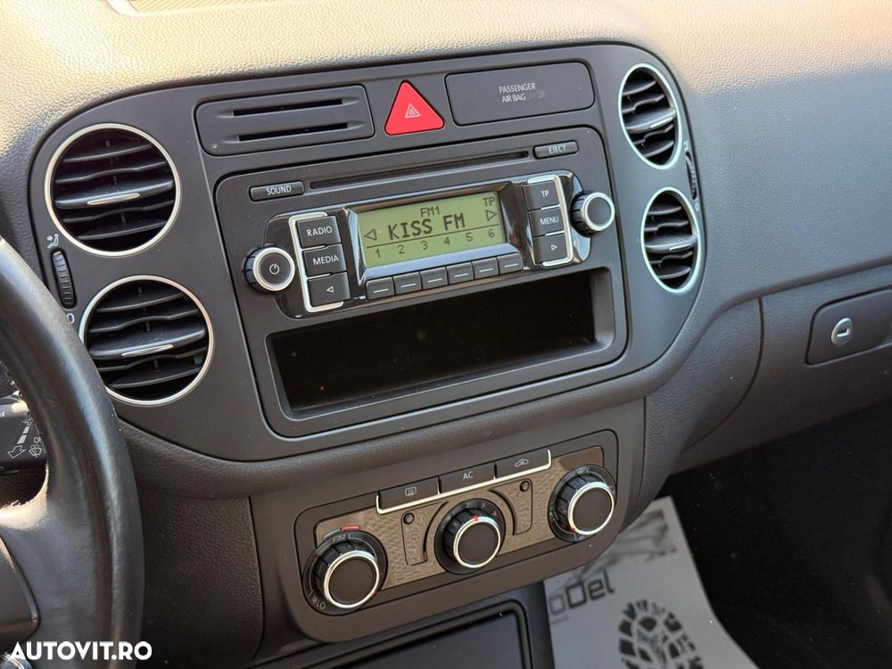 Volkswagen Golf Plus - 14