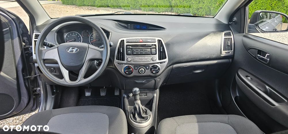Hyundai i20 1.2 Trend - 11