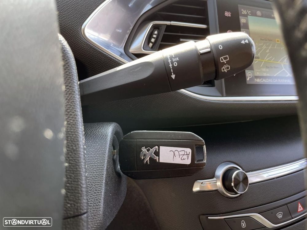 Peugeot 308 1.6 BlueHDi Style - 36