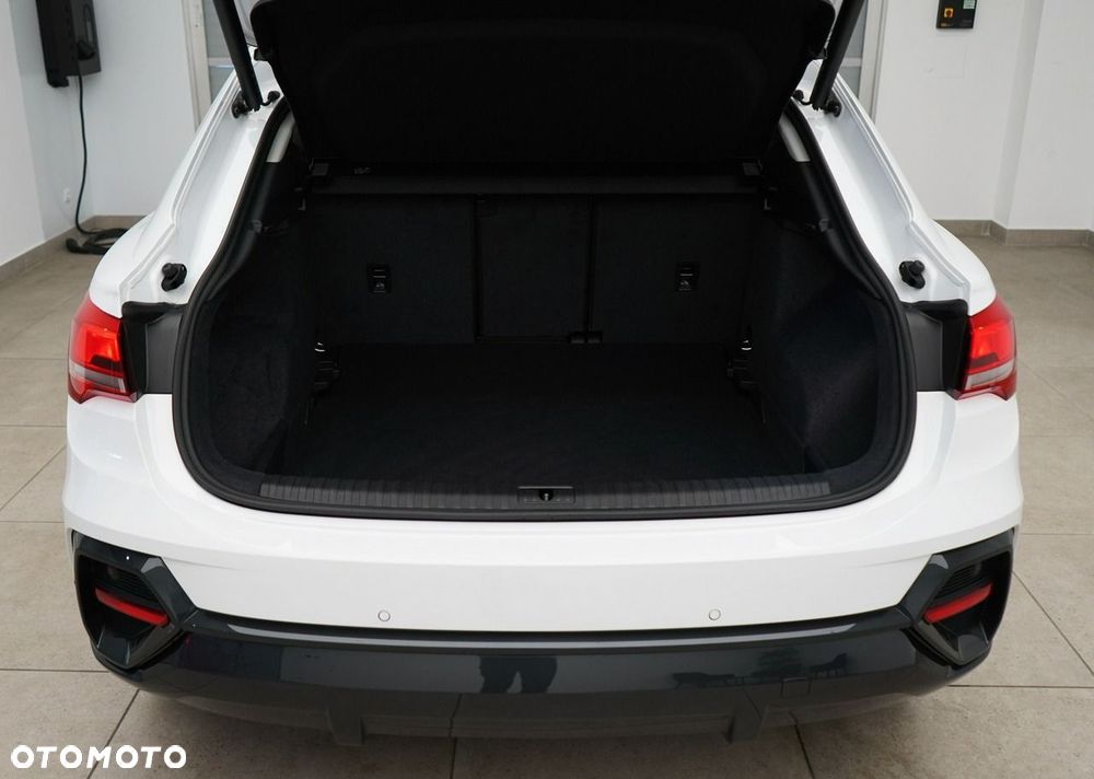Audi Q3 Sportback - 10