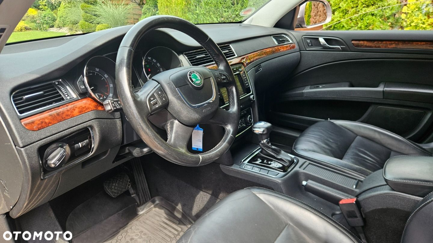 Skoda Superb Combi 1.8 TSI DSG Exclusive - 13