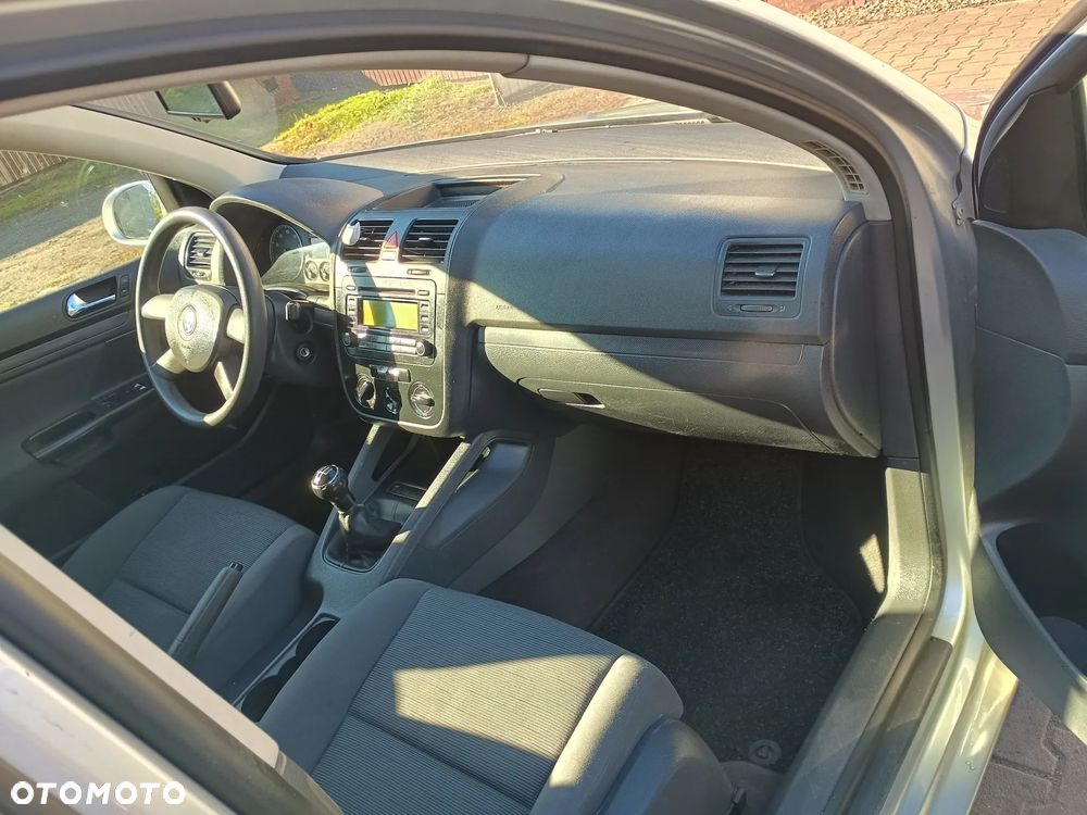 Volkswagen Golf - 12