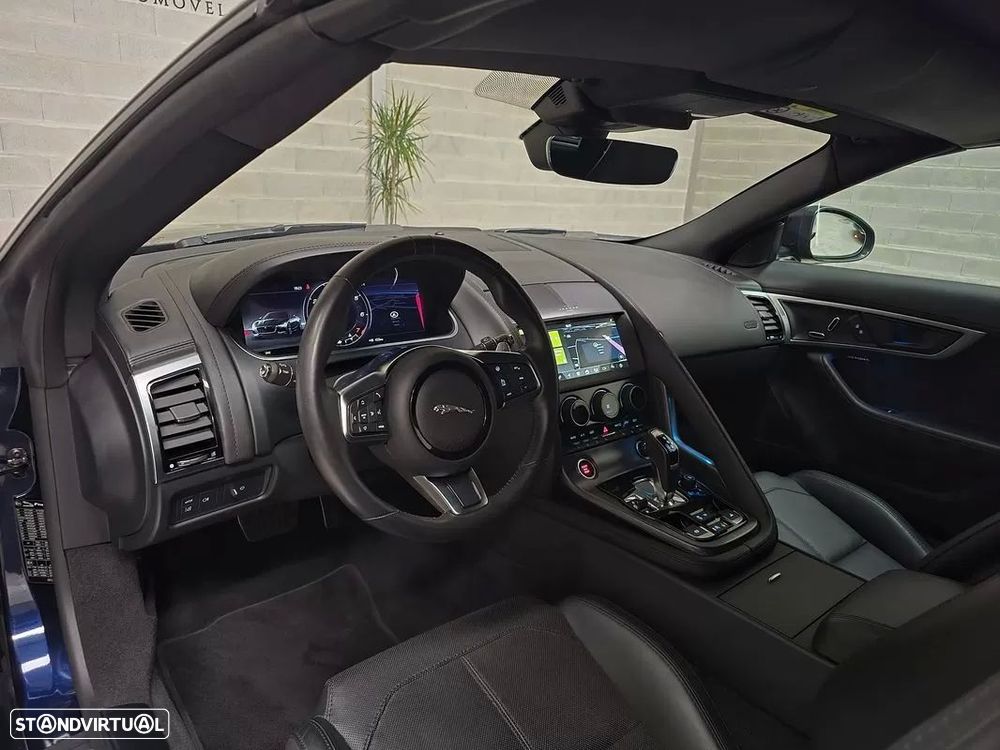 Jaguar F-Type 2.0 i4 R-Dynamic - 12