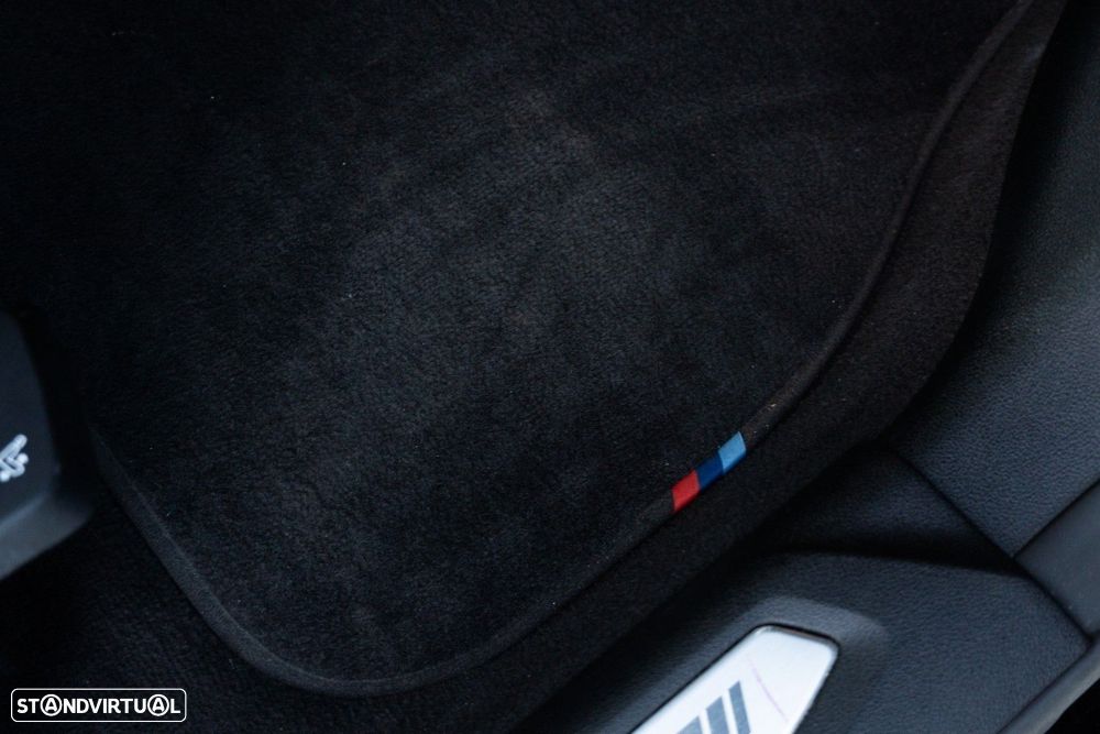 BMW 216 Gran Coupé d Pack Desportivo M - 55