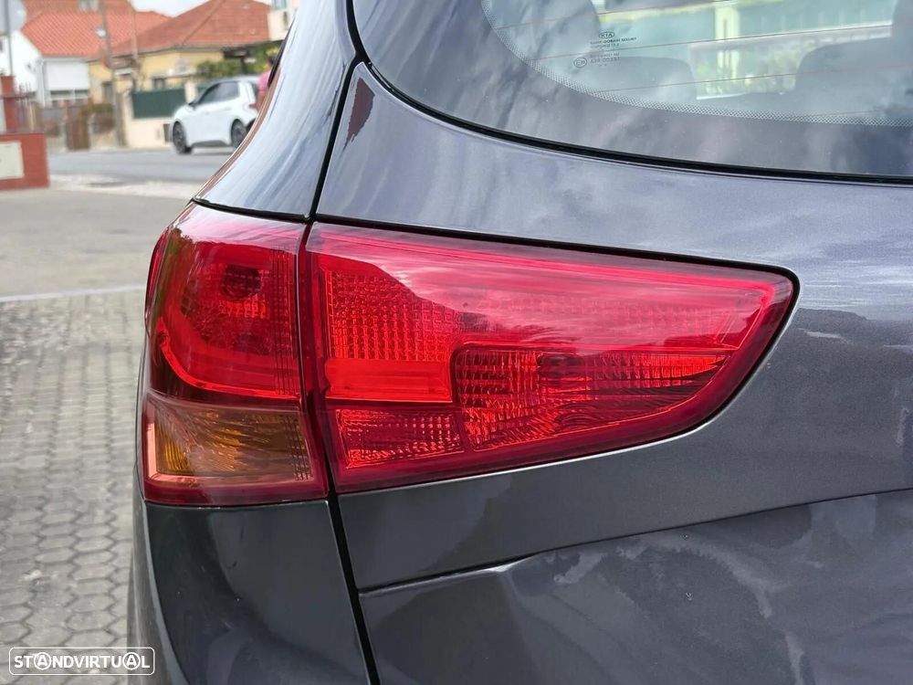 Kia Ceed 1.4 CRDi Nav Line - 25