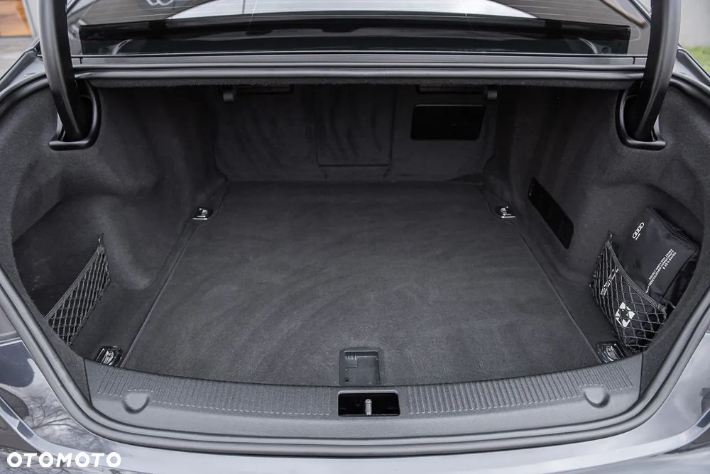 Audi A8 3.0 TDI DPF clean quattro tiptronic - 36