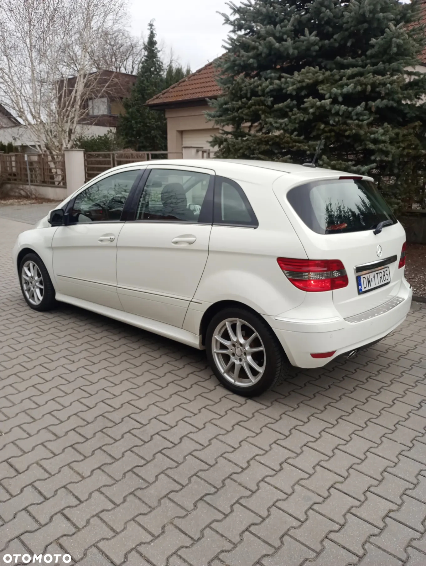 Mercedes-Benz Klasa B 200 CDI - 4