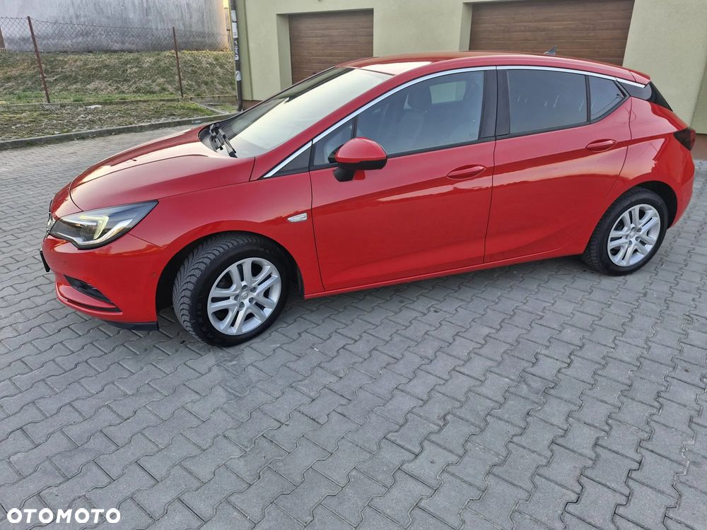 Opel Astra 1.4 T Dynamic S&S - 19