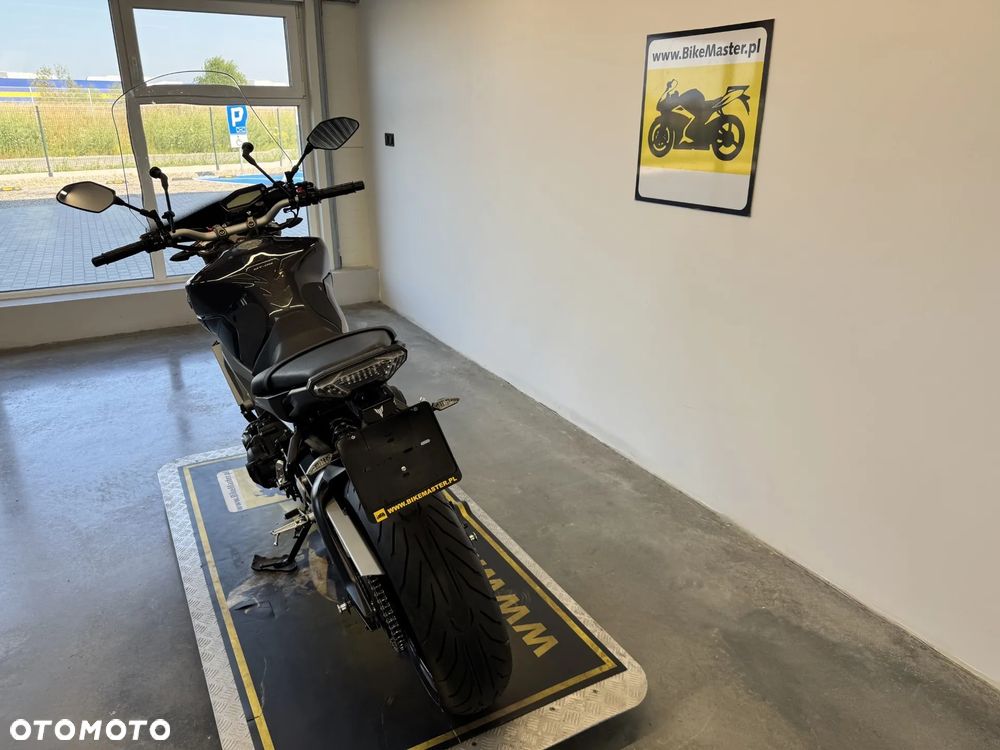 Yamaha MT - 17