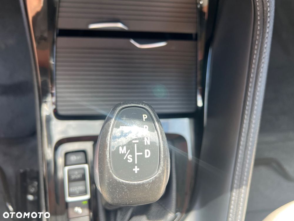 BMW X1 sDrive20i Advantage sport - 37