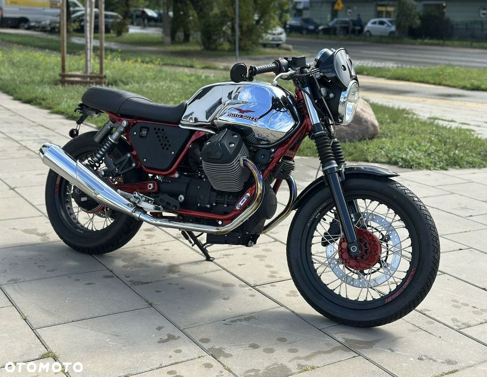 Moto Guzzi V7