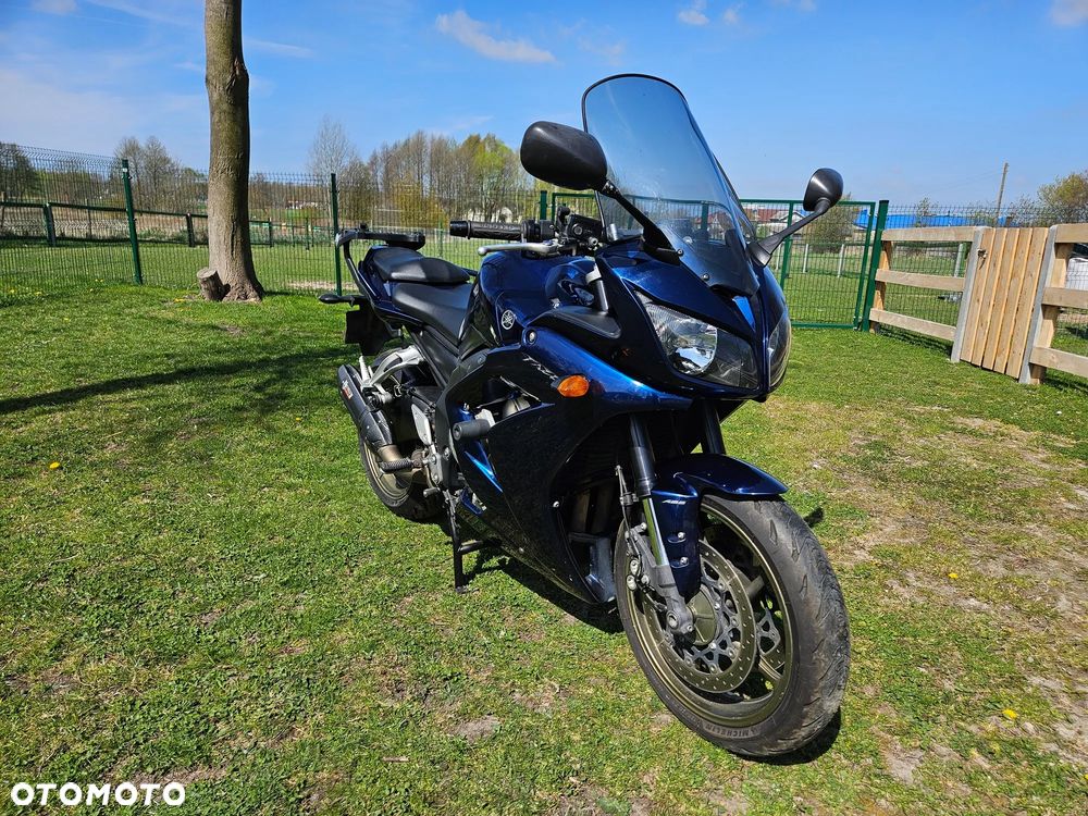 Yamaha FZ - 3