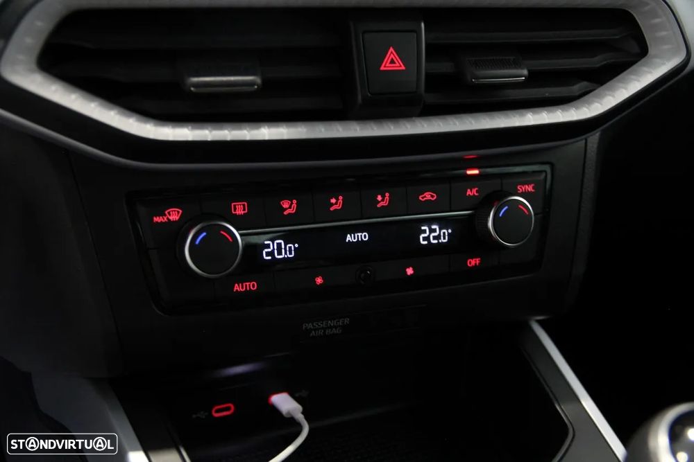SEAT Arona 1.0 TSI FR - 24