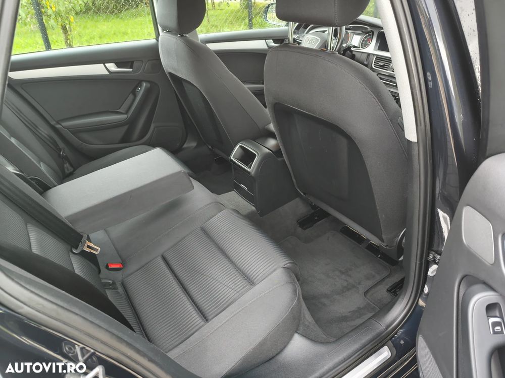 Audi A4 Avant 2.0 TDI DPF clean diesel multitronic Ambiente - 10
