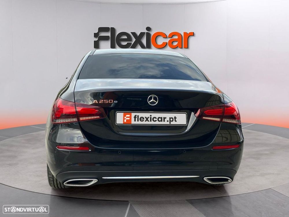 Mercedes-Benz A 250 Limousine - 6