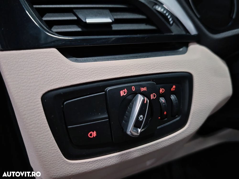 BMW X1 sDrive18i Aut. Advantage - 21