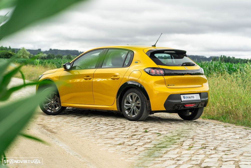 Peugeot e-208 50 kWh Active Pack - 6