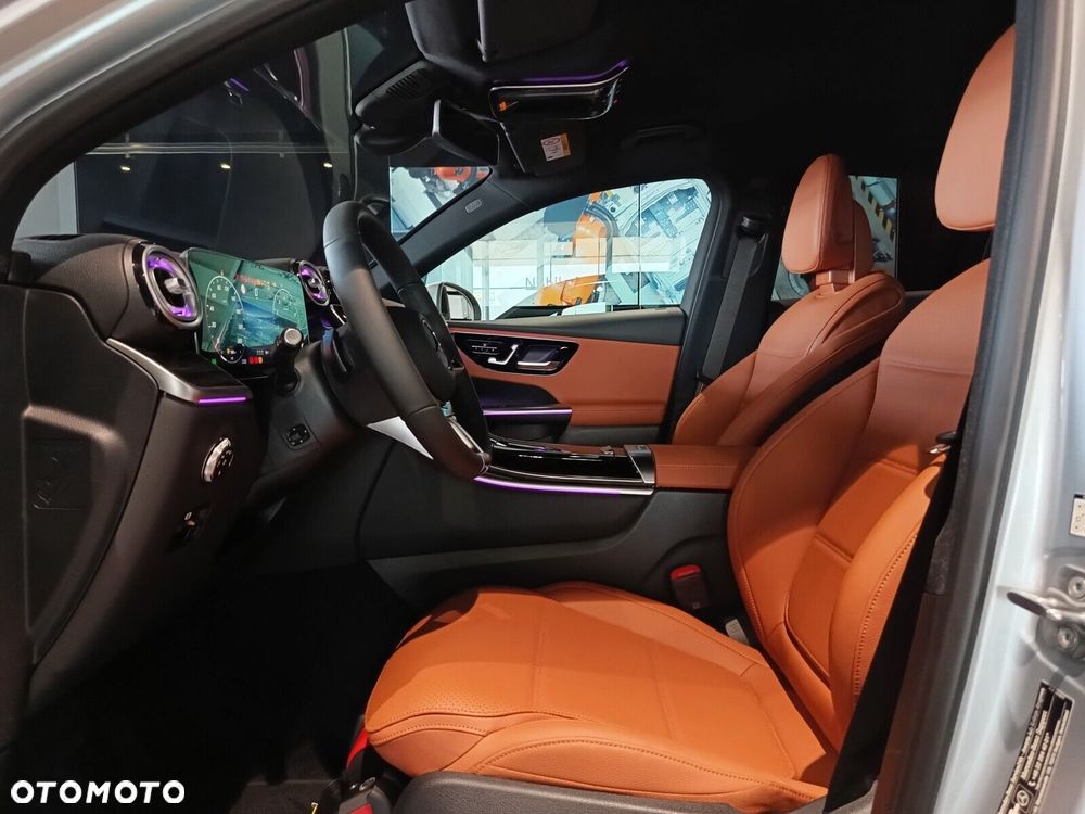 Mercedes-Benz GLC - 14