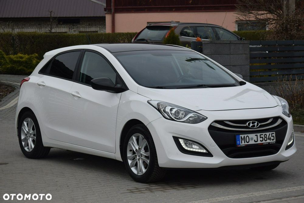 Hyundai i30 1.4 Premium - 4