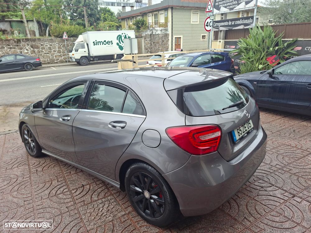Mercedes-Benz A 180 - 11