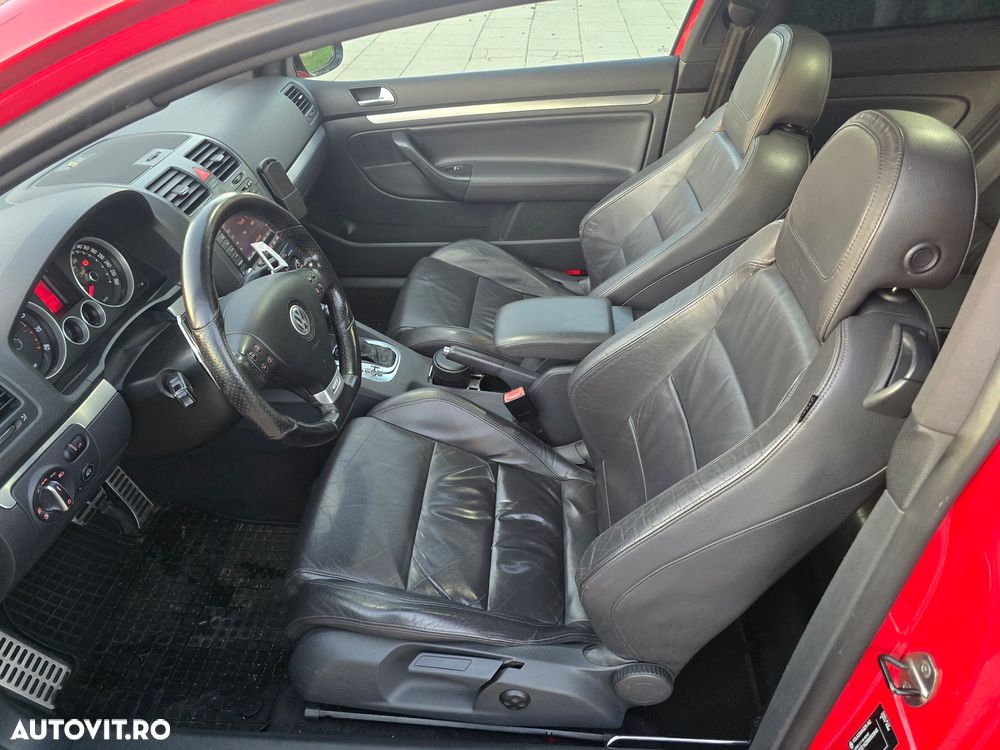 Volkswagen Golf 2.0FSI GTI DSG - 11