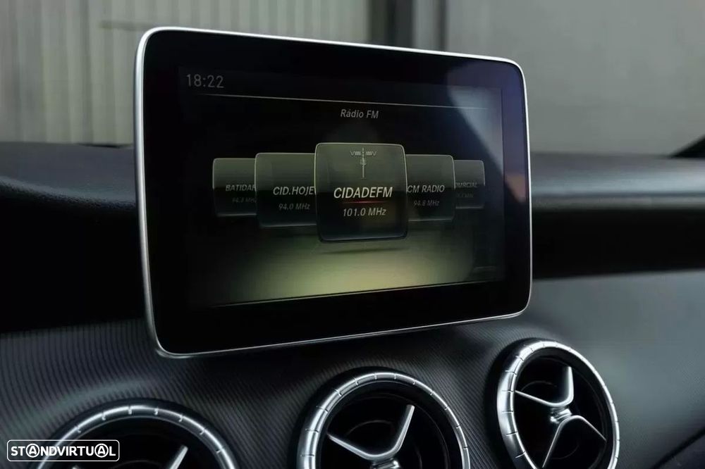Mercedes-Benz CLA 200 - 18