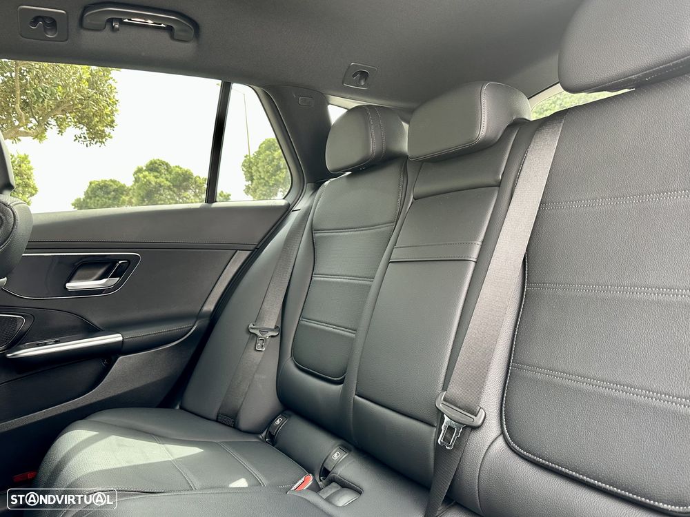 Mercedes-Benz C 300 e T 9G-TRONIC Edition AMG Line - 17