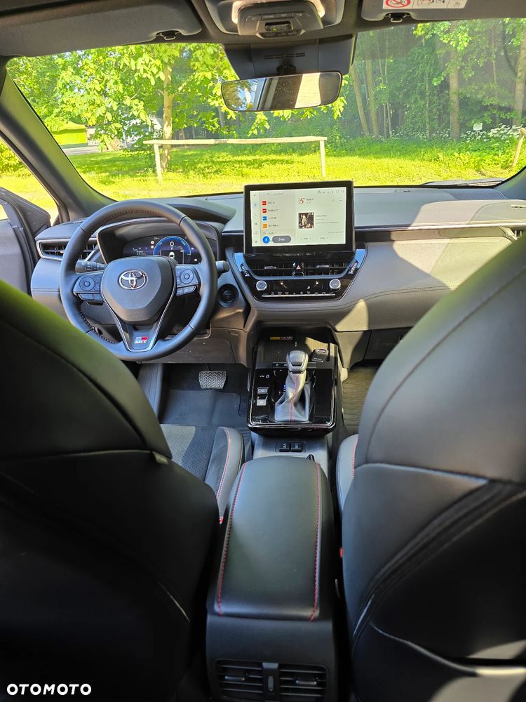 Toyota Corolla Cross - 14
