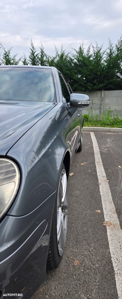Mercedes-Benz E 200 KOMPRESSOR - 17