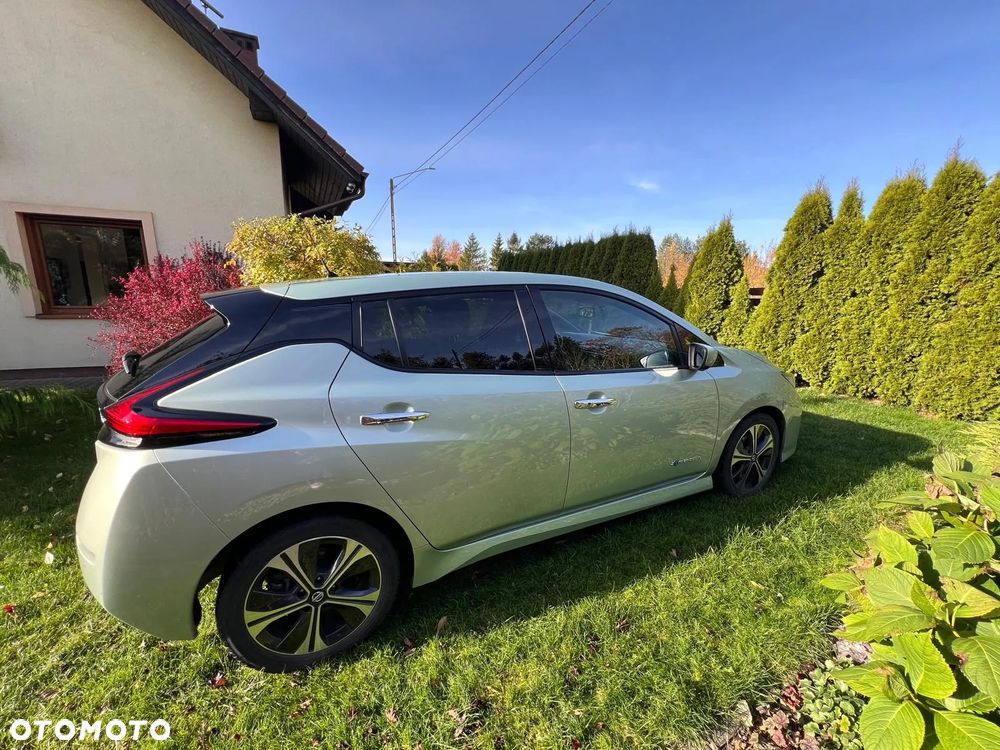 Nissan Leaf 40kWh N-Connecta - 2