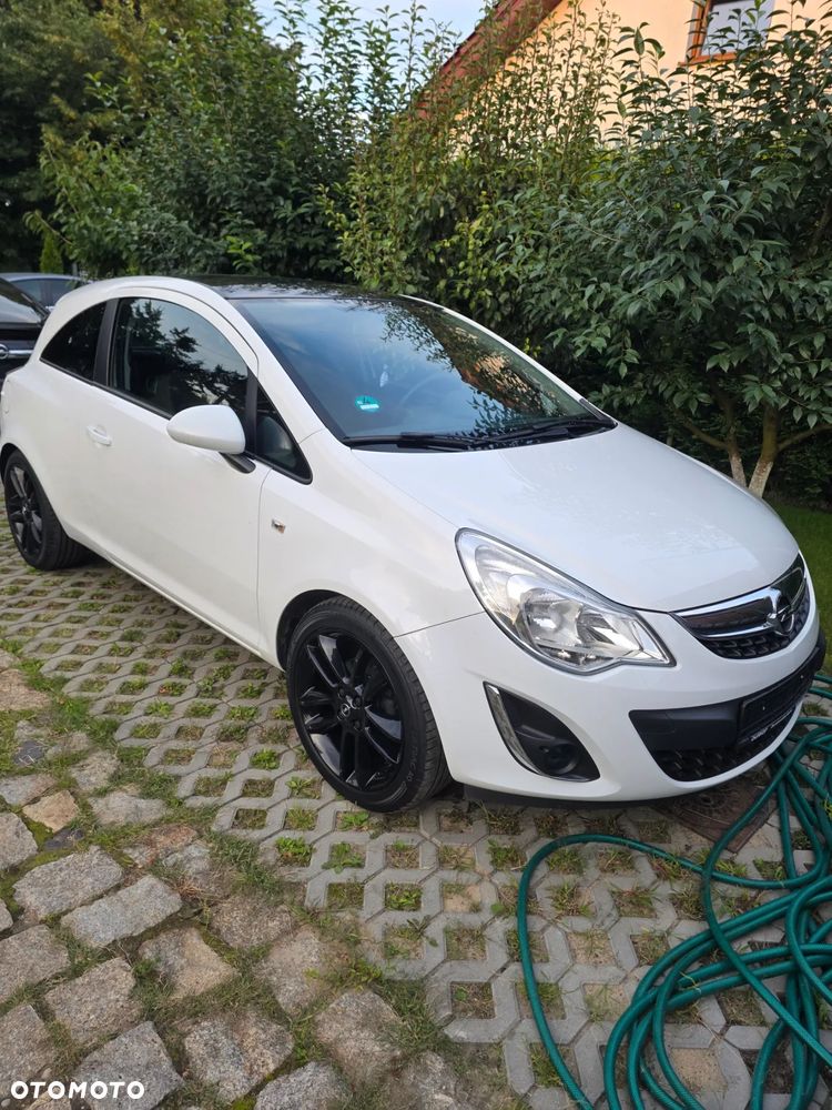 Opel Corsa 1.4 16V Cosmo - 1