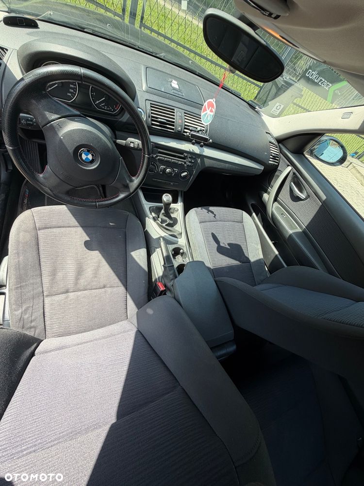 BMW Seria 1 116i - 6
