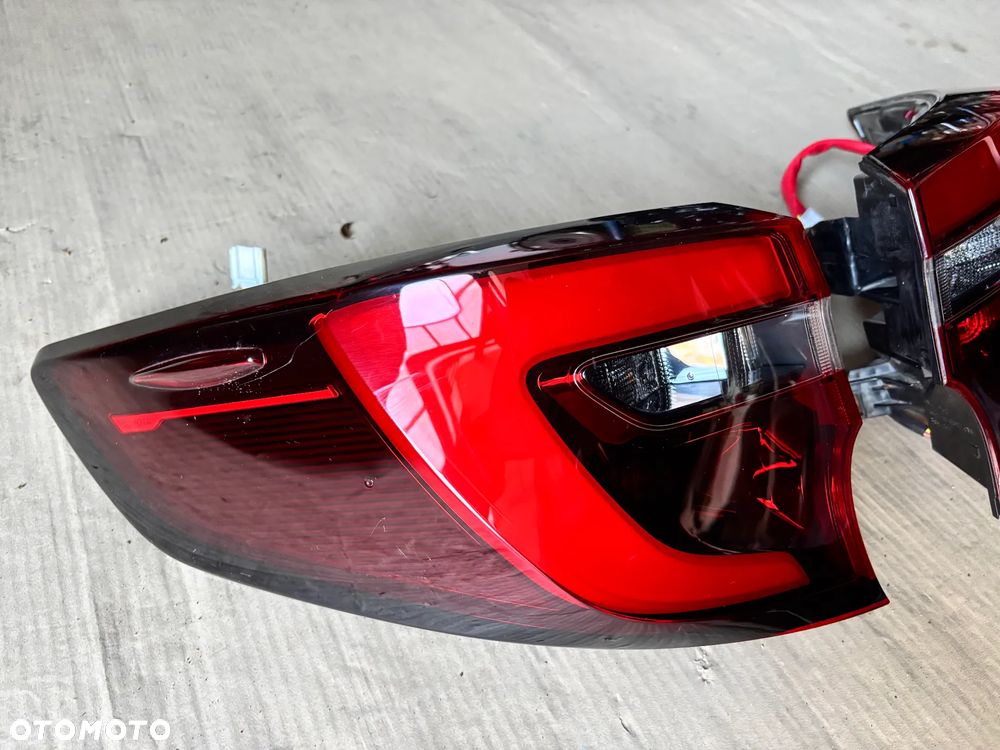 Lampa tylna prawa lewa Toyota Corolla e21 LIFT 2023 - 1