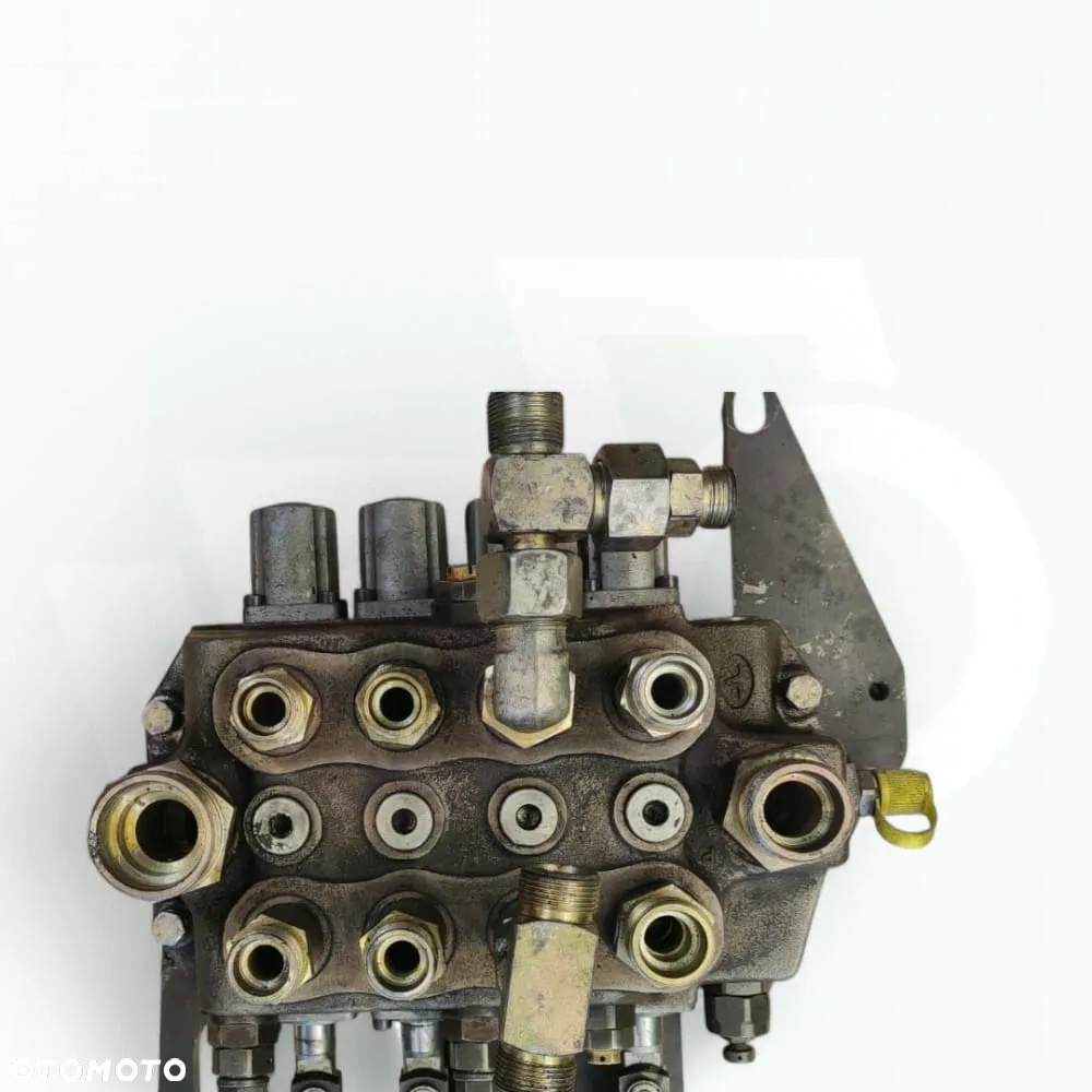 Rozdzielacz hydrauliczny 272894 Manitou MT 932 - 5