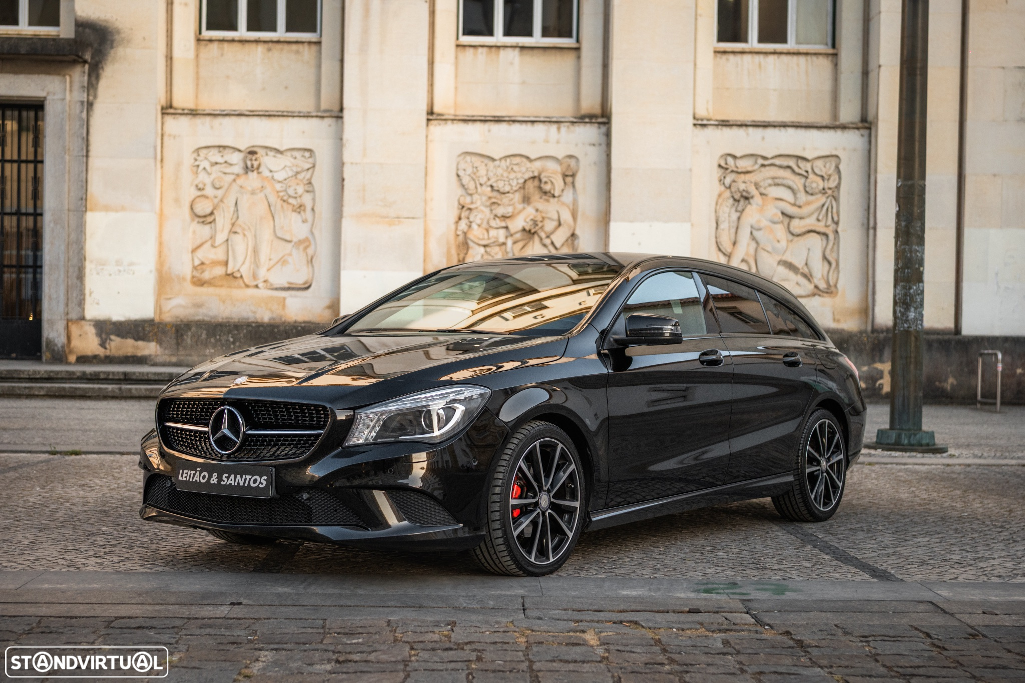Mercedes-Benz CLA 200 d Shooting Brake Urban - 3