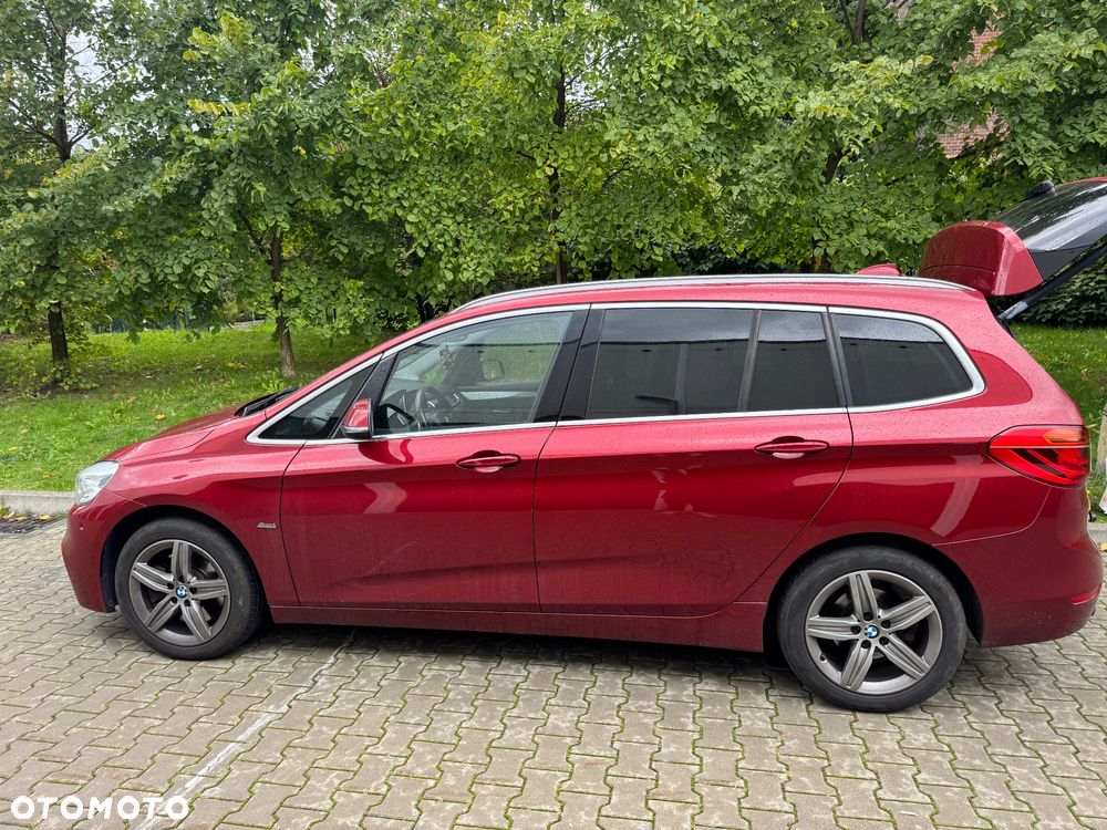 BMW Seria 2 220d Sport Line - 8